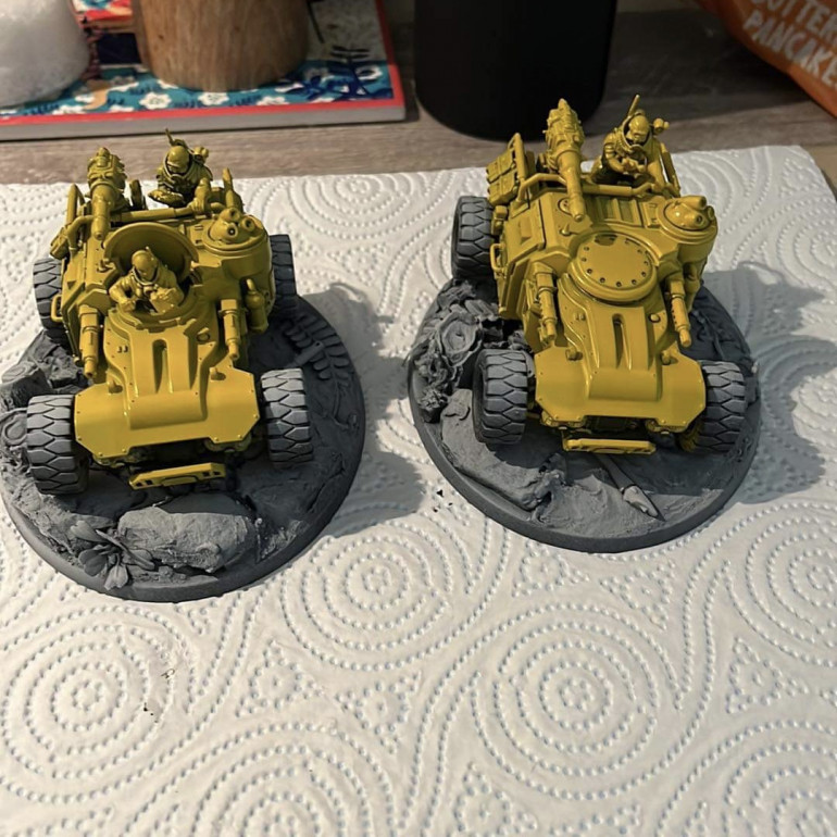 Finally here they are on the bases ready for paint! 