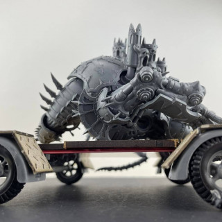 Kitbashed trailer to carry the Maulerfiend