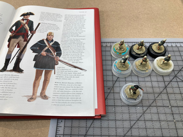 Butler's Rangers  American loyalist ( Officer and 6 privates - Skirmisher's)