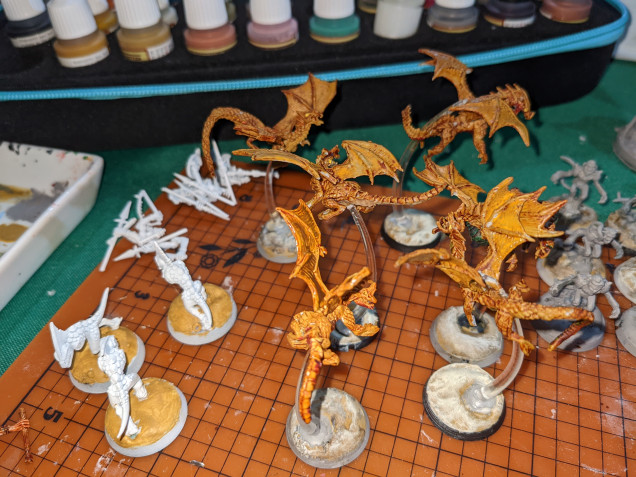 Forgot to do the entry last night, but not the work. Wings and eyes of the Ryakan, and some bases to progress things along. FLGS says I might get the flesh tones in this week. We'll see!