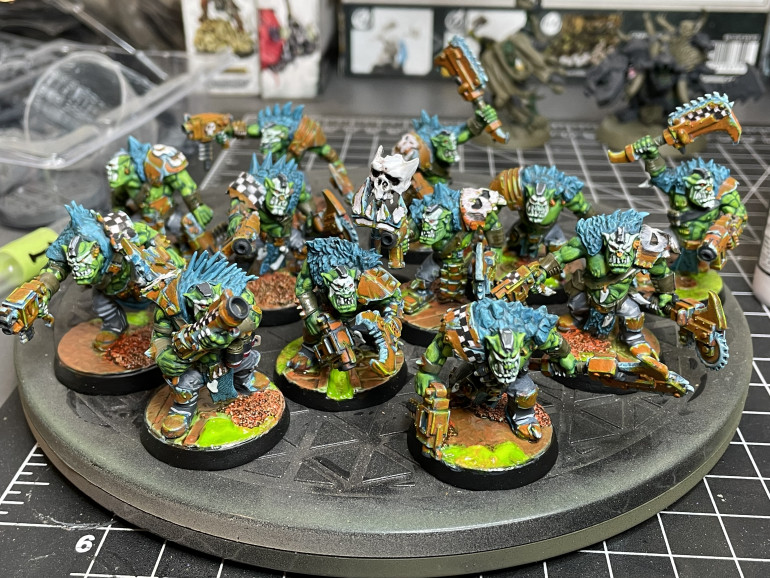 A unit of Snaggaboyz to start - testing colours/basing 