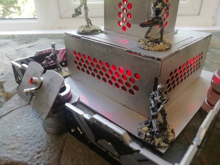 Gun turret and pylon