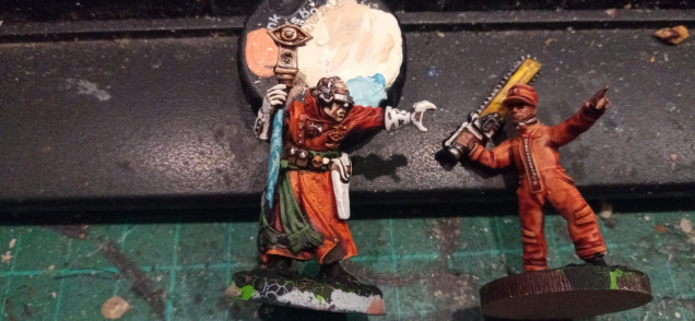 I painted up a Rogue Psyker in the same prison colours.