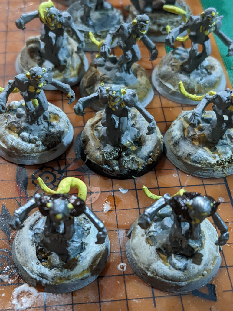 Did a varnish first coat on the Ruffians, Porigata, and the test Shengrylla too, but mostly worked on the Shengrylla. Doing a pretty basic scheme, so should be quick.