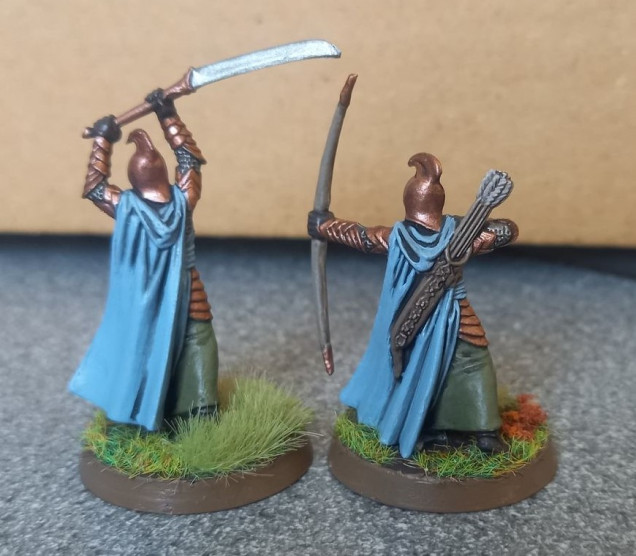 I think these work nicely to mirror the autumn/twilight period of the Elves in the Third Age but with plenty of colour still...