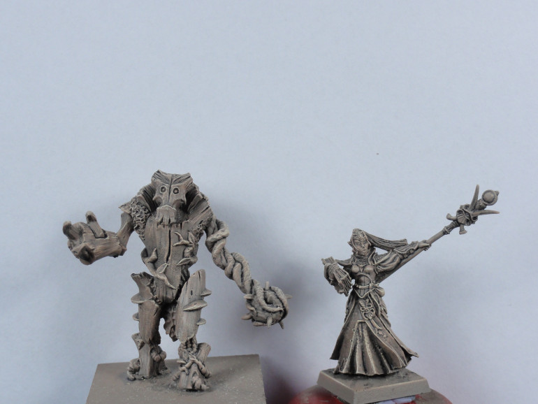 Drybrushed extreme highlights with Ivory (Vallejo Model Color)