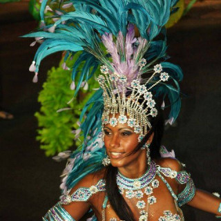 Samba queens of the jungle?