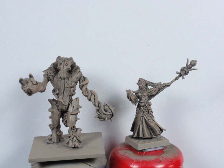 Primed and washed, then overbrushed with Tan Earth (Vallejo Model Air)