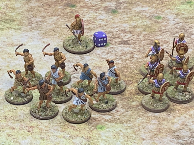 Bradicles in the back urges forward the left flank of Pezhetairoi and Slingers.