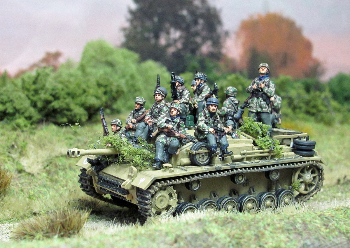 Fallschirmjaeger Tank Riders Painted - AB Figures