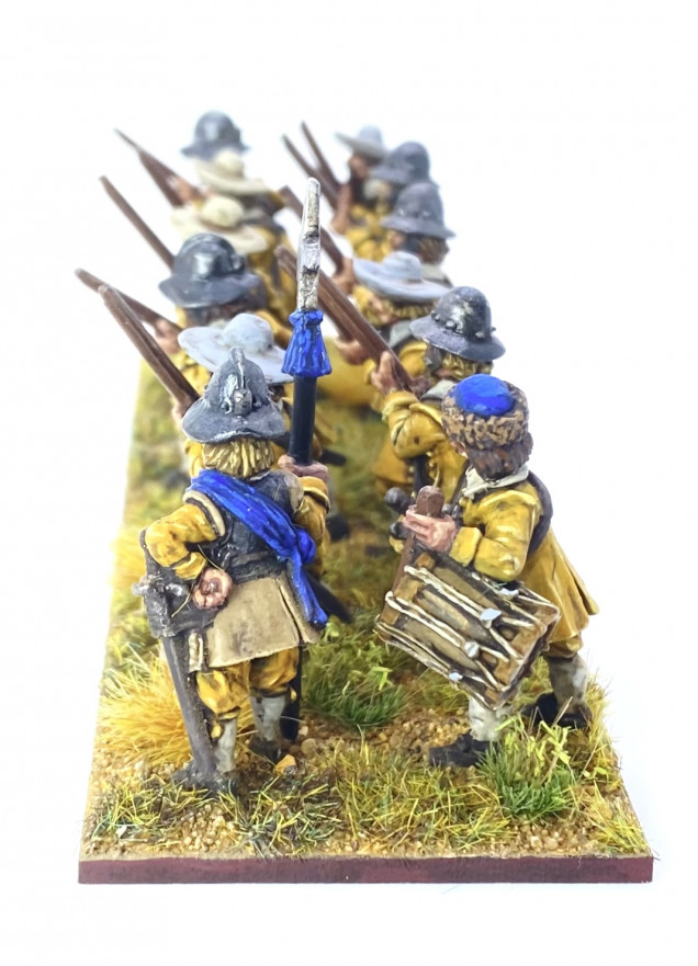 This ‘sleeve’ of Muskets has integral command with a sergeant and drummer from the TAG command pack.