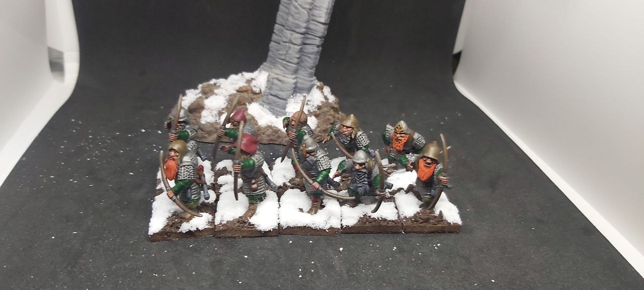 Snowy Dwarves #2 by basicbrush
