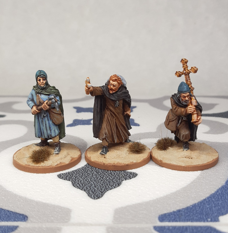 A nice little set with a priest, a Holy Relic and an armed pilgrim guard. The first two might see some use beyond Outremer - the priest in particular has a pose that calls out for some supernatural shenanigans like the Silver Bayonet.
