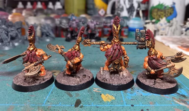 Fyreslayers done in a similar style with very subtle OSL on the axes. I liked the deep orange skin and red hair alongside the gold