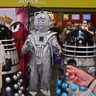 Justin Finds Out What's Inside A Dalek! | Stand 2-794