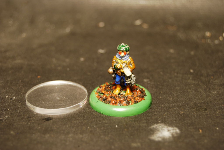 Adding clear base to my miniatures, I bought 40 (30mm base) and still need about 10 more plus some 50 mm ones