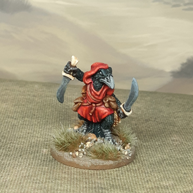 Took a little break from Outremer to paint this little tengu/kenku/bird folk rogue. Whilst it wouldn't be too far out of place in Burrows & Badgers, this figure is from Oathsworn Miniatures other range, Sensible Shoes, which has a nice selection of realistic fantasy heroines. The intention is to use this figure as a Preen in Five Leagues from the Borderlands.