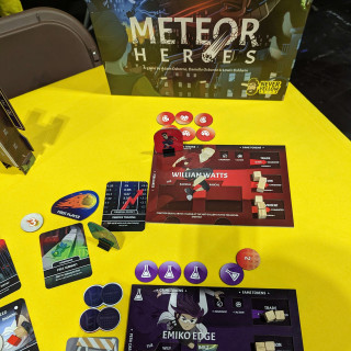 Never Yellow Games - Meteor heroes | Stand 2-373