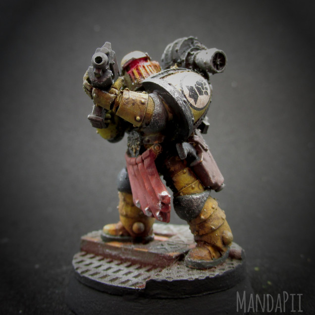 Imperial Fists Mk. II Space Marine