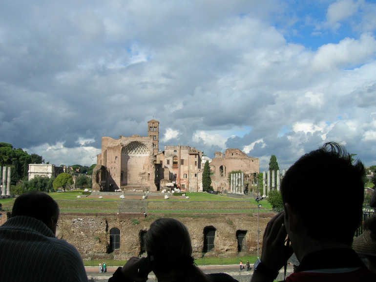 Temple of Venus and Roma. Started 135 CE, finished 141 CE