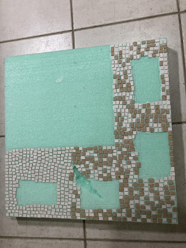 added some egg shell carton tiles to the lower piece