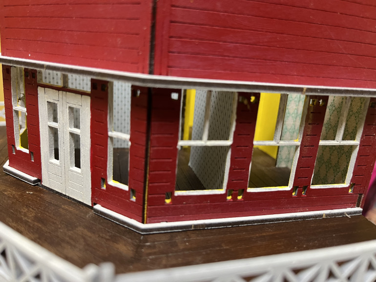 Glued the walls into place and the support pieces to help align them.