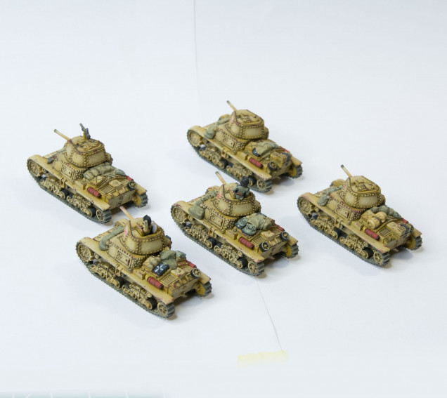 Sandbags and rivets - Italian Tanks