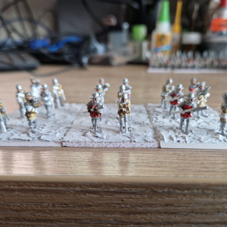 Spearmen and Handgunners, adding in a bit of colour