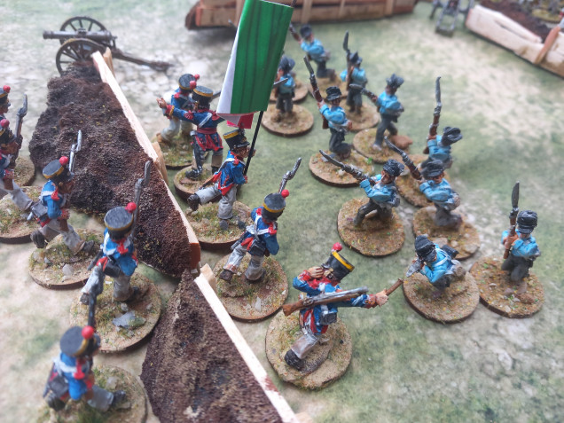 The texans try and concentrate fire on a single regiment to break them and copying history file man take out artillery crews before I fantry storm the texans position.