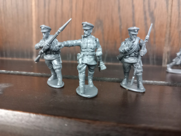 Command unit. The Atlantic boxsets have one officer on every sprue which is too many in my opinion but I have one leading each specialist squad