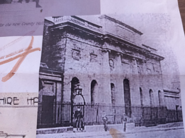 In 1870 a hundred years after it was built someone took a photograph of the building. By then public execution had been abolished. In 1877 the building was expanded after a fire had damaged the courts. Gandons original design remained but the victorians expanded to it and embellished it a little adding fire escapes. 