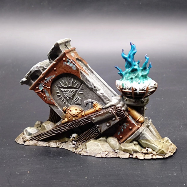 The terrain in the SkavenTide box was surprisingly good. The flames were painted in a style inspired from an Instagram short painting tip video.