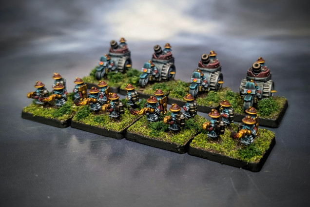 More Empire units: green banner chariots and flamer teams.