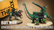 Unboxing: Bot War – Red Star Nation Dinoborg Battleforce & Brontoborg | Traders Galaxy