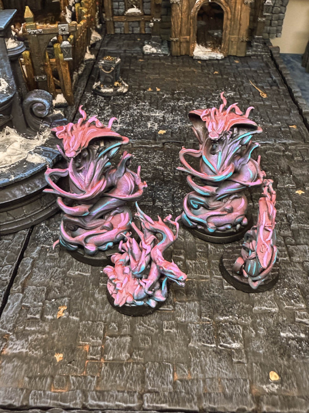 Vapour snakes (so many of these painted for the first solo scenario!)