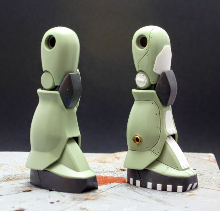 The rest of the detailing is panel lining and plasti-card.