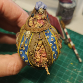 18 Dec 24: 🎵🎵 He's Got A Bag That's Filled With Girls And Boys, Again 🎵