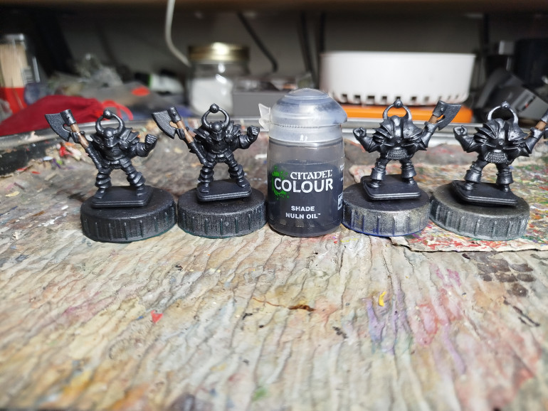 The Chaos Warriors were pin washed to add extra shadow and depth