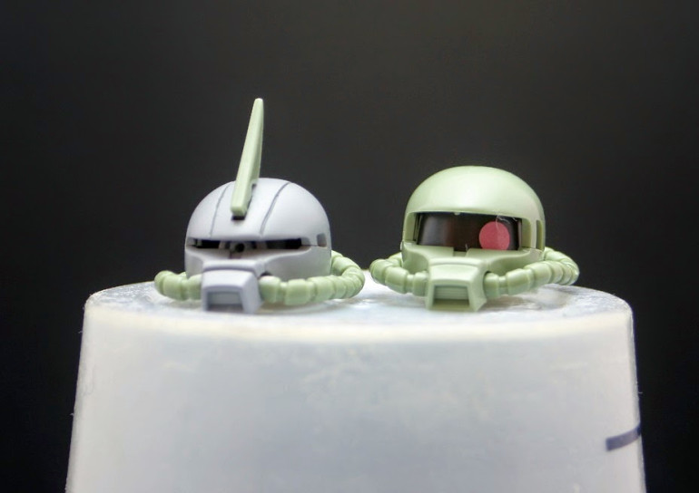 I tried to make the head more streamlined and look meaner.