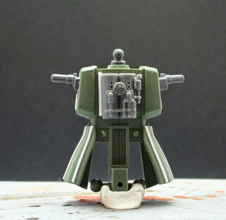 Add parts from a 15mm WW2 tank.