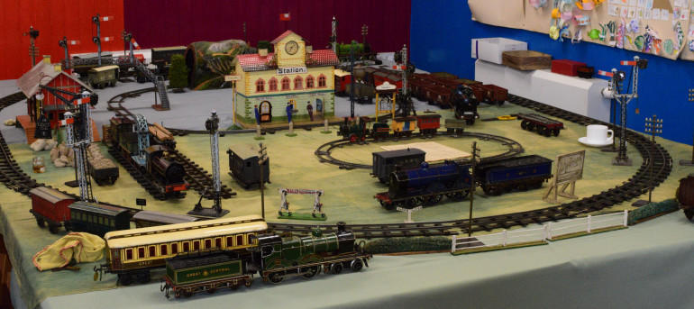 Clockwork O Gauge