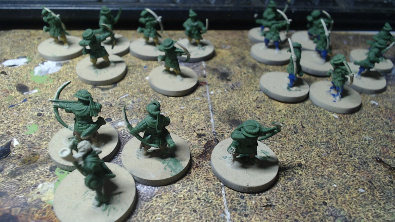 I want to keep the civilian clothing to four colours. Dark brown, light brown, blue and red.