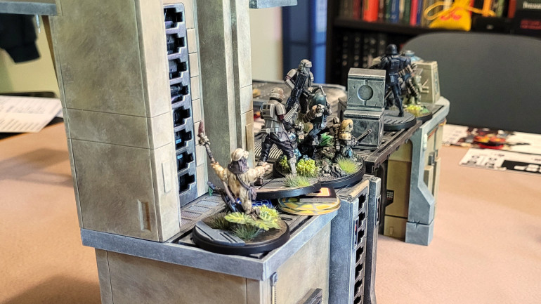 Why does it always end with a huge crowd at the center of the board?