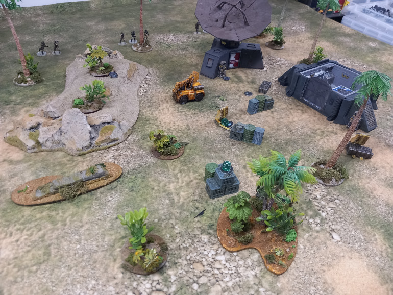 The squad deploy on the north side and head on to the hill scouting location before planning to hit the beacon and finally the cargo. During the enemy phase the blips are controlled by two dice. Depending on which one is higher indicates if they act aggressively or nit. On a double roll another blip appears. This happened thus turn.