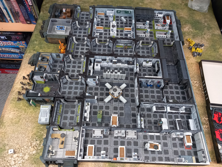 The next mission is in a medical facility and I rolled up just two objectives but one is worth two points. The rest are signals that I can explore. Now the threat level is higher there will be a spawn point for extra xenos. These xenos gave learned from their experience tackling me so I will be rolling up on the variant table to see what makes them different. So I gavevho go in and activate both objectives...easy