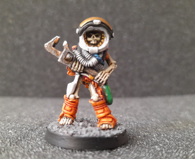 LE9 Space Skeleton 1986