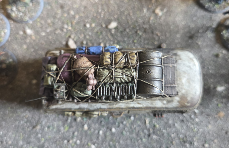 Top view of the stowage, maintained dull colours whilst highlighting up to avoid change of focus.