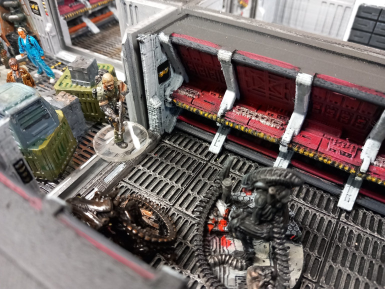 With motion pings on the move the marines find civilians who they point towards the exit. 