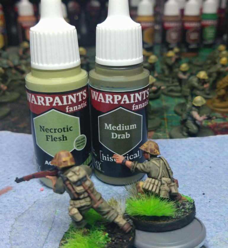 For the uniform I used the following colours, again the lighter tone was drybrushed