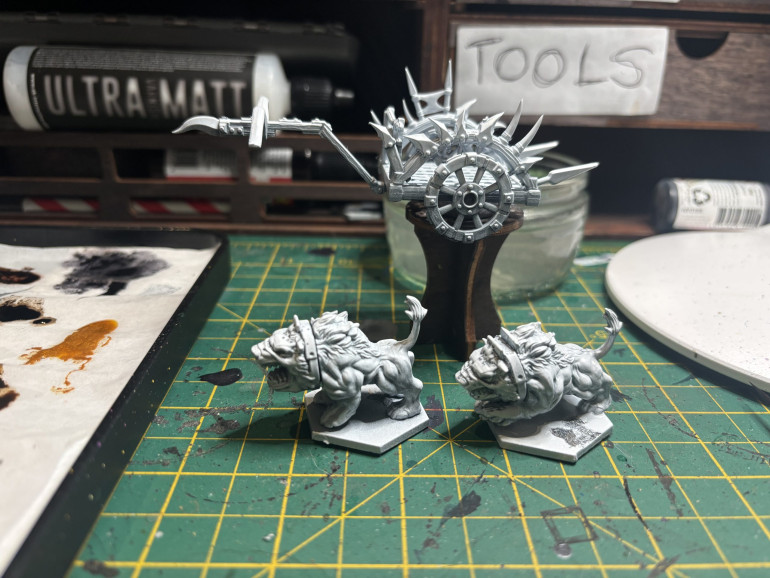 Now for Garomakaks wheels! I should note that originally I used and orange speedpaint but it seems to have lots of specks in it. Might be a bad bottle so i went over it with a Fanatic paint instead.